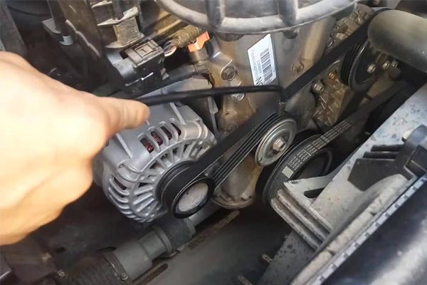 麻栗坡转速传感器的工作原理是什么？