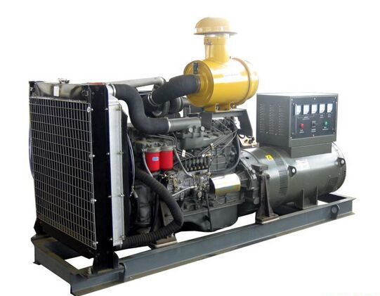 麻栗坡汽油发电机组冬季保养时，燃油系统需要注意什么？